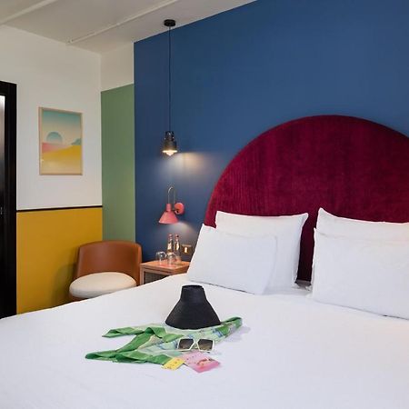 Play Seaport Suite Hotel Tlv Tel Aviv Buitenkant foto