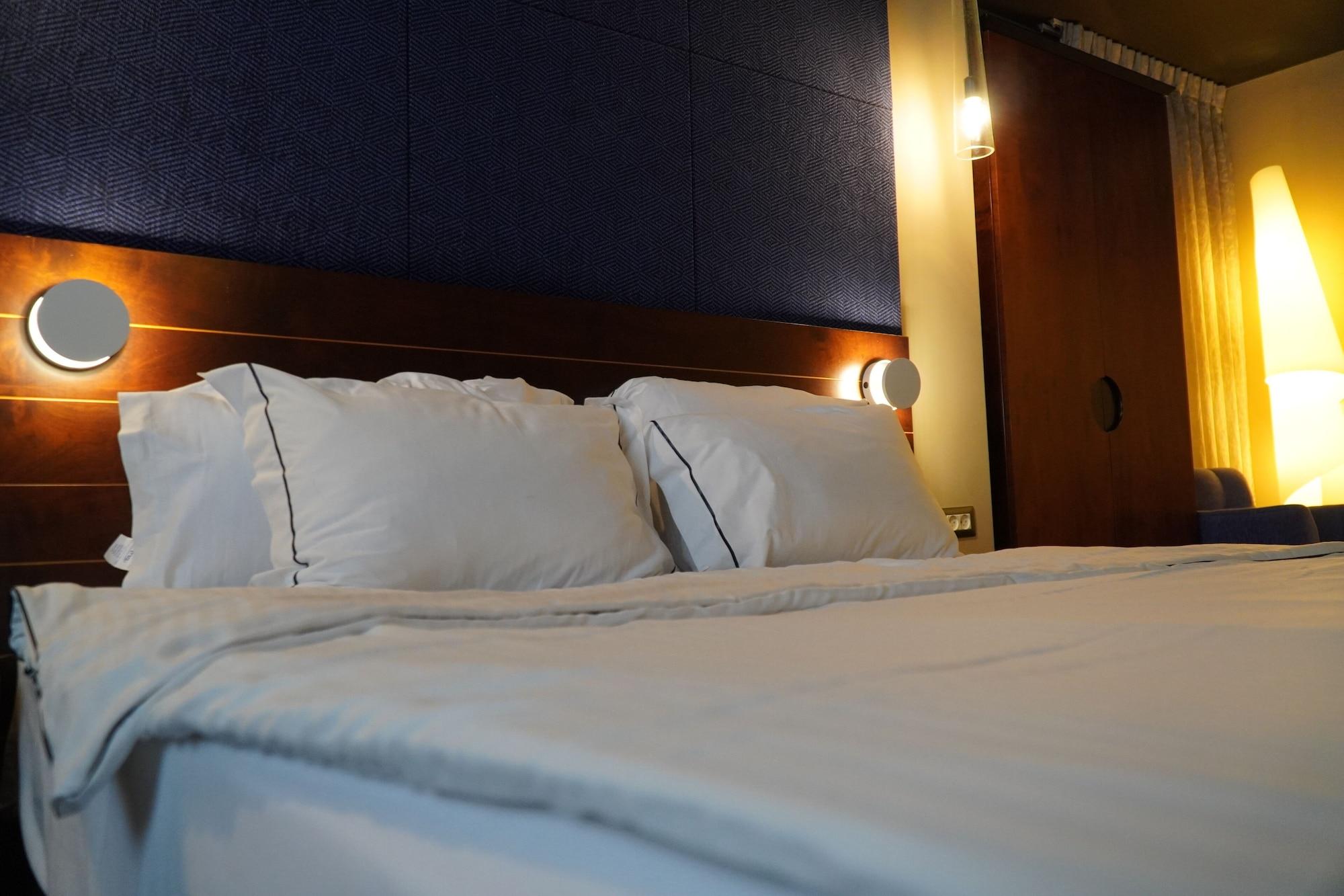 Play Seaport Suite Hotel Tlv Tel Aviv Buitenkant foto