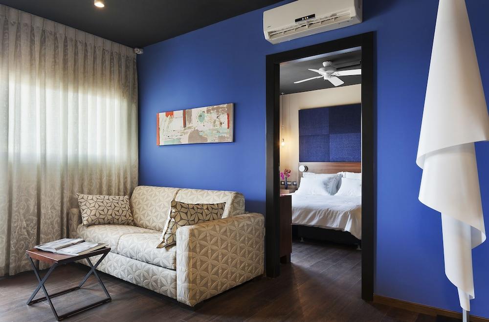 Play Seaport Suite Hotel Tlv Tel Aviv Buitenkant foto