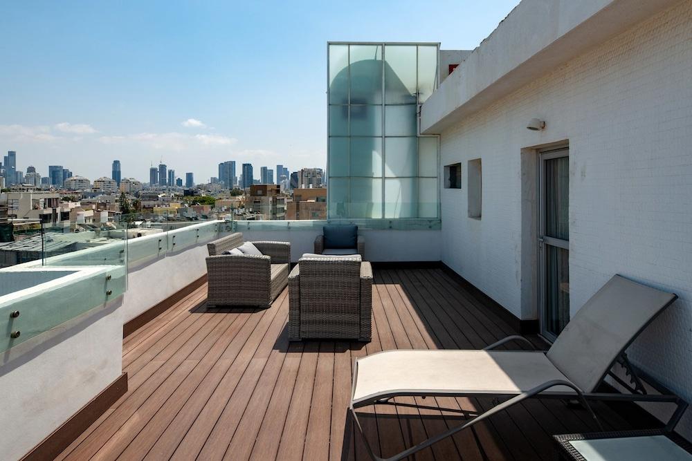 Play Seaport Suite Hotel Tlv Tel Aviv Buitenkant foto