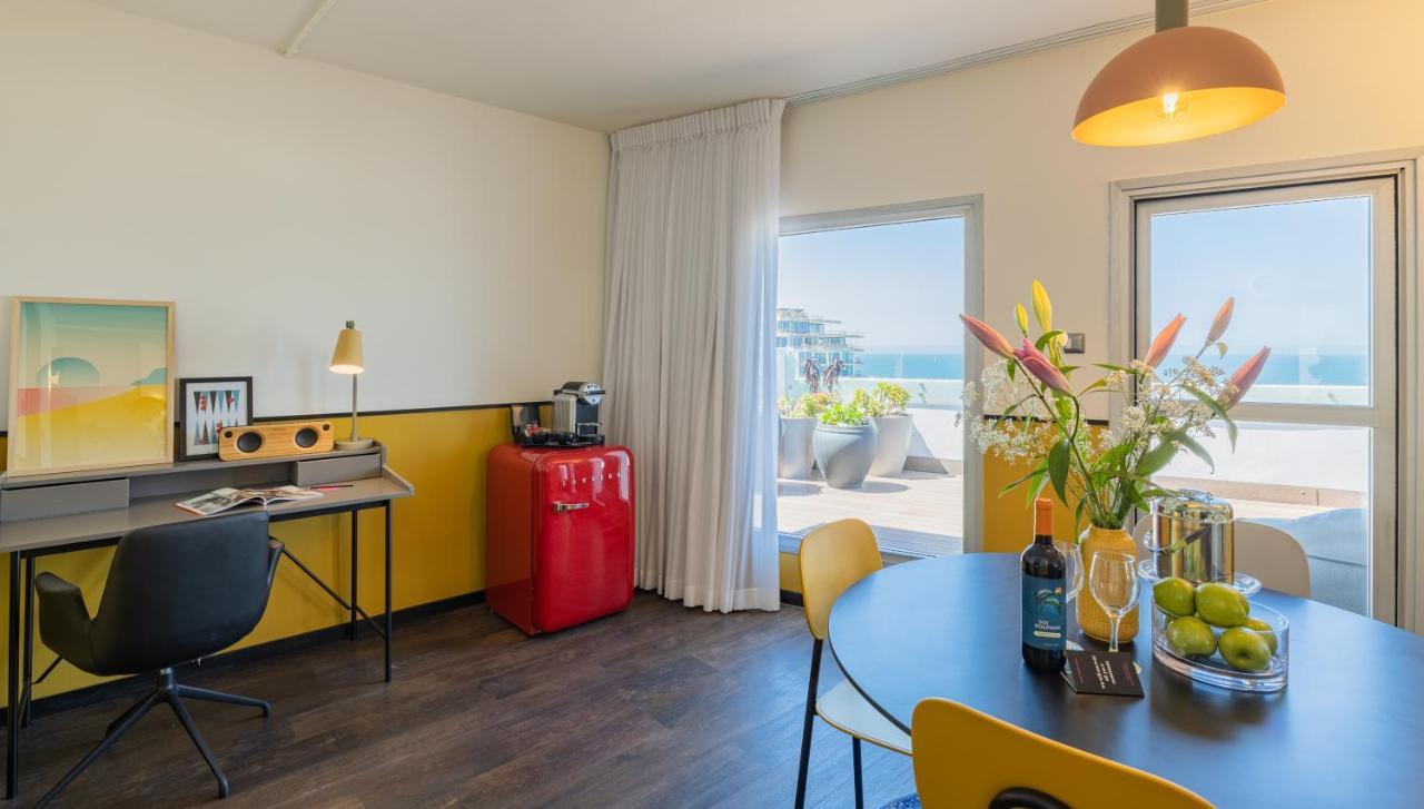 Play Seaport Suite Hotel Tlv Tel Aviv Buitenkant foto