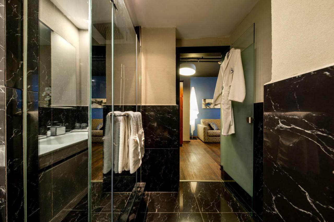 Play Seaport Suite Hotel Tlv Tel Aviv Buitenkant foto