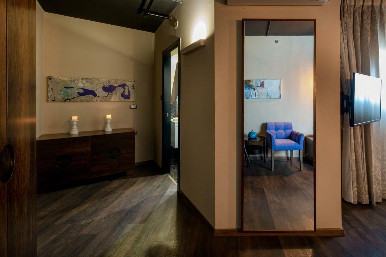 Play Seaport Suite Hotel Tlv Tel Aviv Buitenkant foto